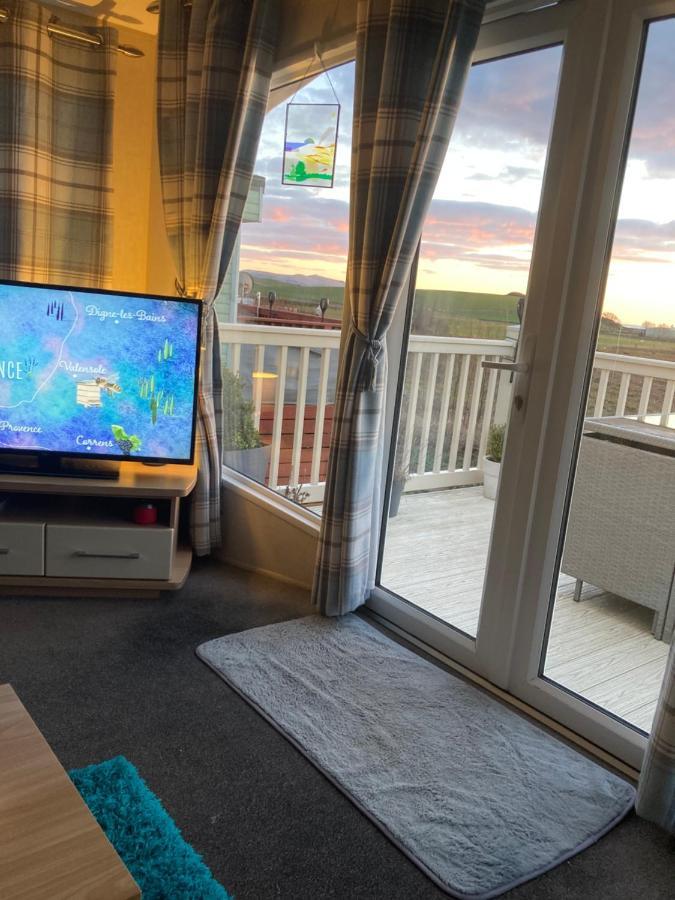 Luxury Caravan At Turnberry - Short Walk To Beach Girvan Exterior photo